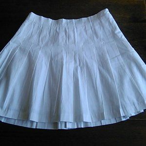 White Y&R pleated tennis skirt